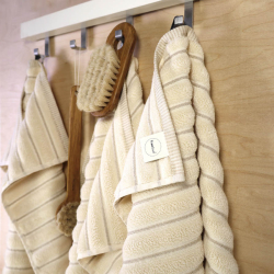 Frott Hndklder Off White med hrstribe